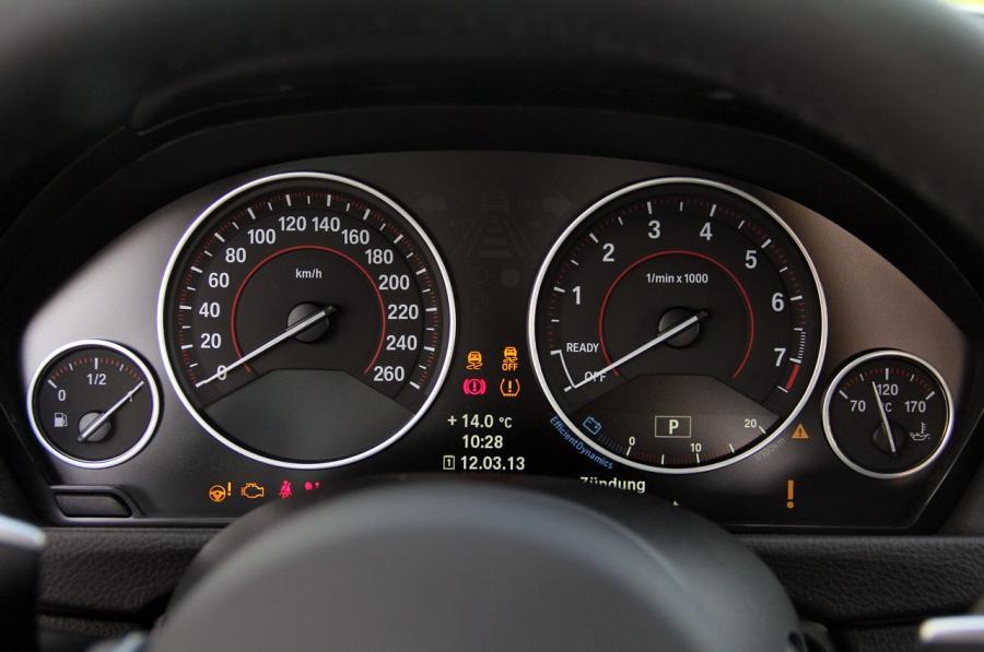  BMW 3-Series GT 2014 года  (фото 20 из 154)